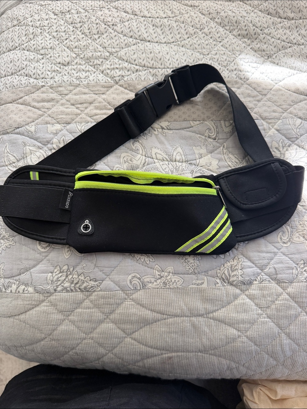 Reflective Black and Neon Green Men’s Waist Bag